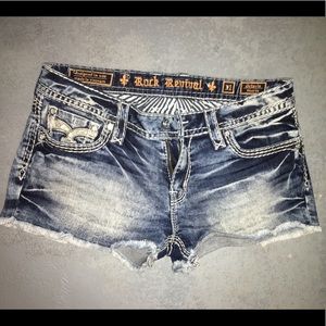 ROCK SHORTS BARELY WORN